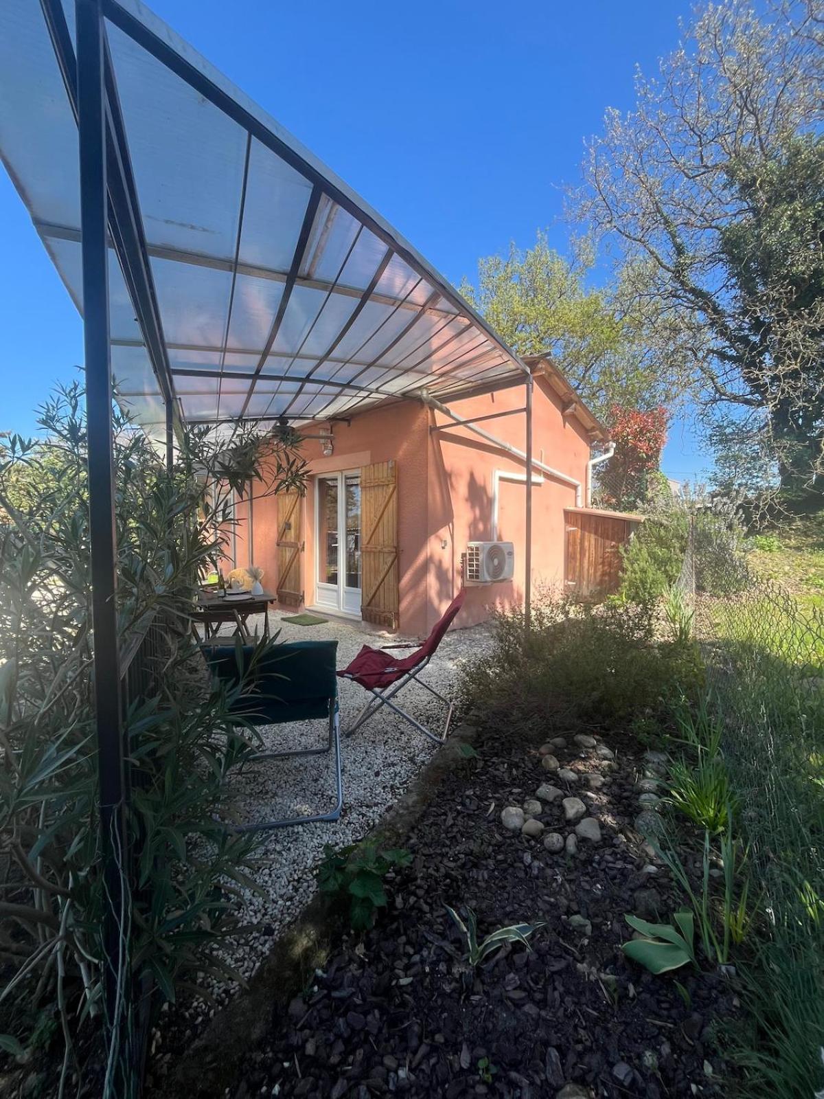Studio Cosy Avec Climatisation Et Terrasse Malataverne Exterior foto